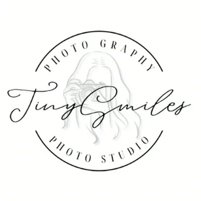 TinySmiles Photography HULL logo